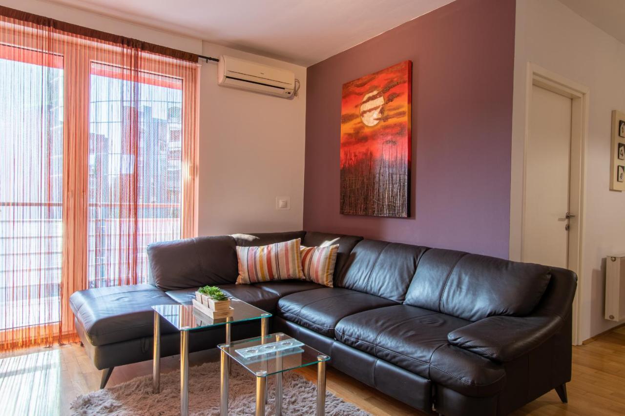 Apartment Flexible Selfcheckins 31 - - Garage - Loggia - New Zagreb